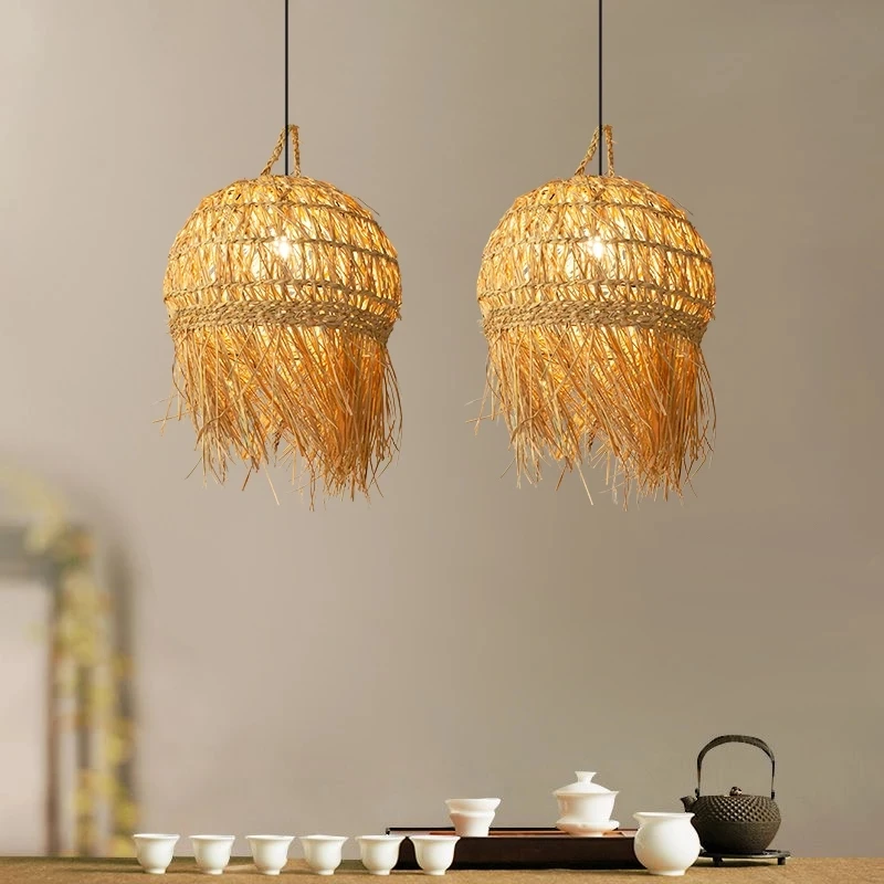 Retro ball chandelier in hand-woven straw and bamboo