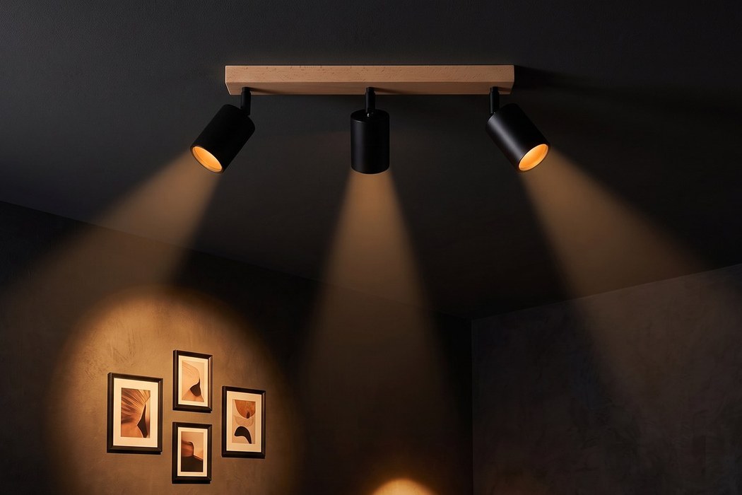 Wood bar and black metal ceiling light with adjustable spots