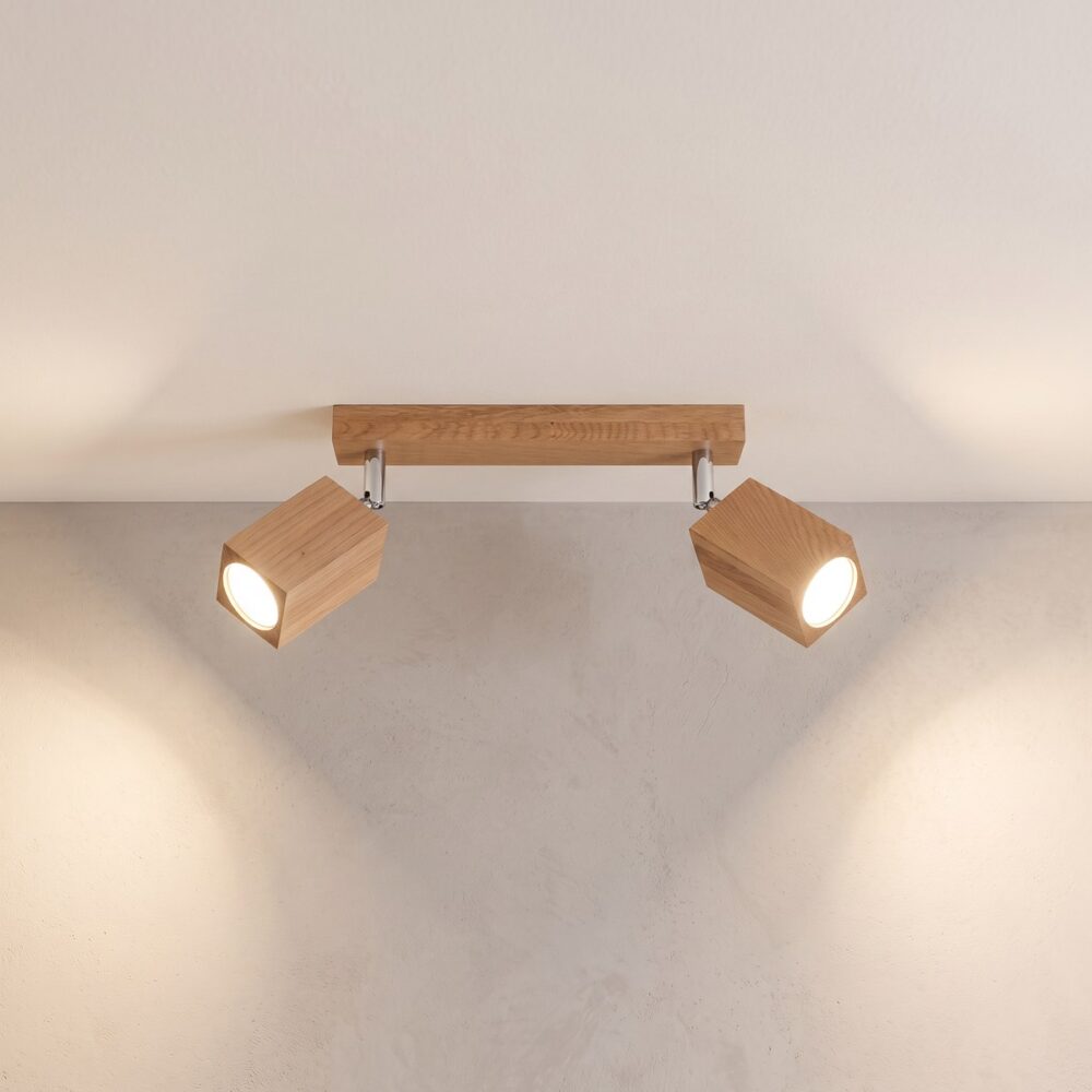 Ceiling light with 2 adjustable oak spots