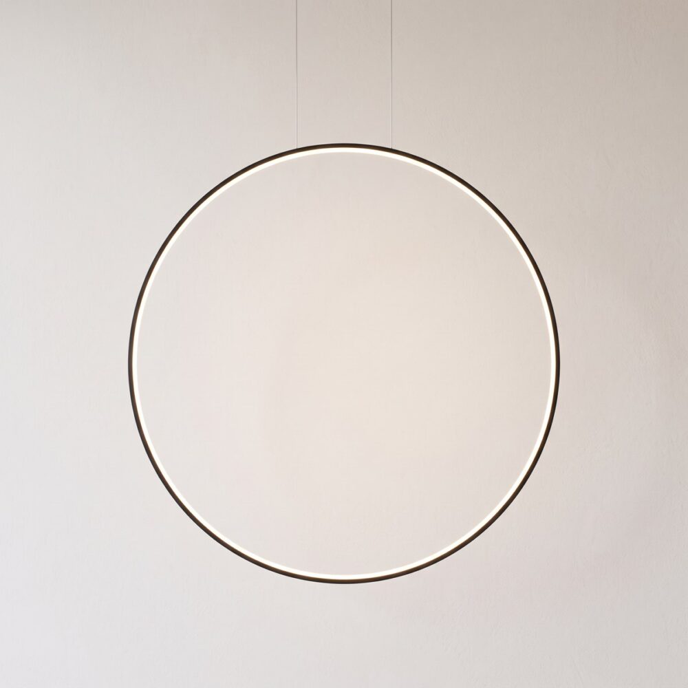 Vertical LED ring pendant light, 78 cm, 4 finishes